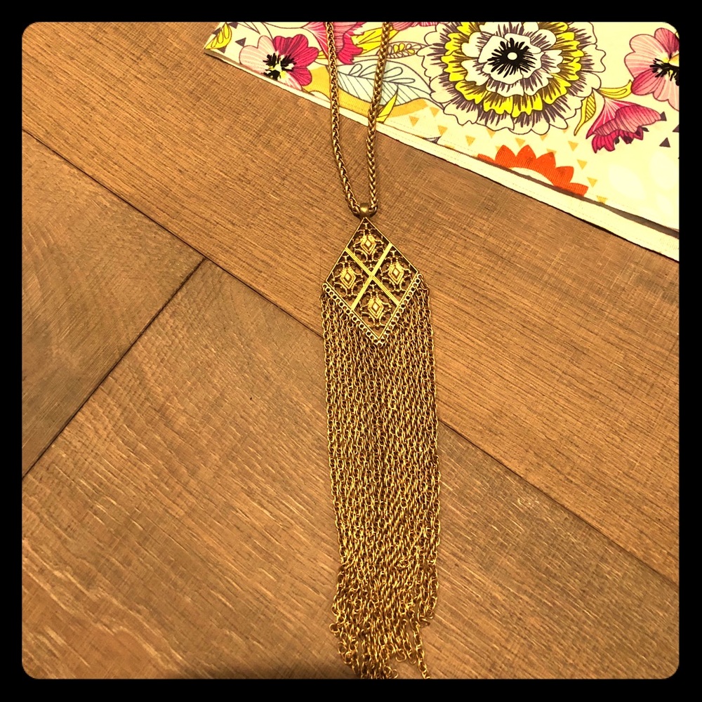 Stella and Dot Makena Pendant Fringe Necklace